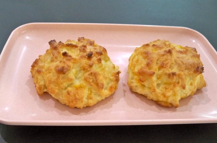 Cheese Biscuits pic1